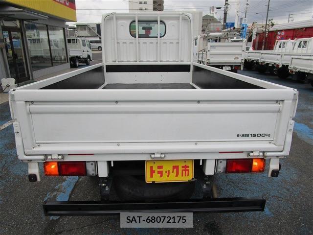 Nissan ATLAS 2018-02 976781-4