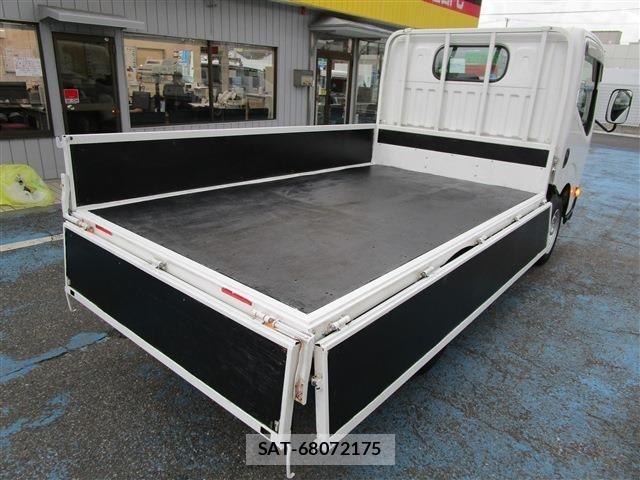 Nissan ATLAS 2018-02 976781-6