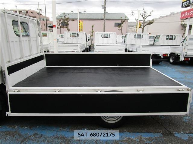 Nissan ATLAS 2018-02 976781-8
