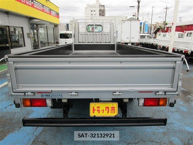 Nissan ATLAS 2018-03 1014007-4