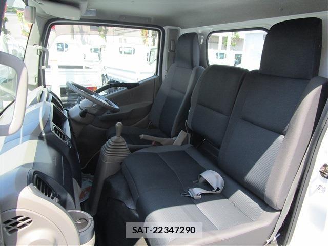 Nissan ATLAS 2017-04 1084046-14