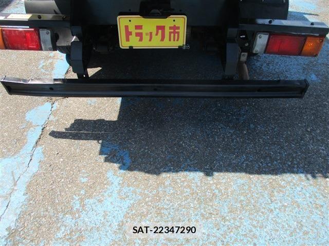 Nissan ATLAS 2017-04 1084046-29