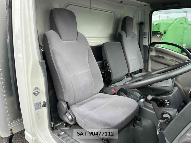 Nissan ATLAS 2007-04 1120785-16