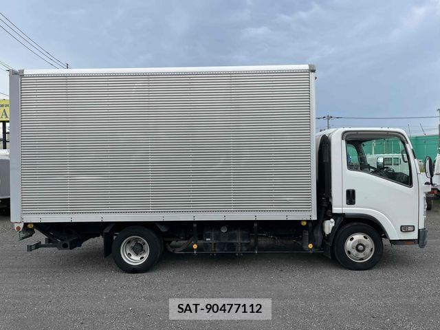 Nissan ATLAS 2007-04 1120785-2