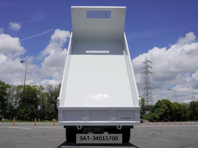 Nissan ATLAS 2018-02 1166589-11