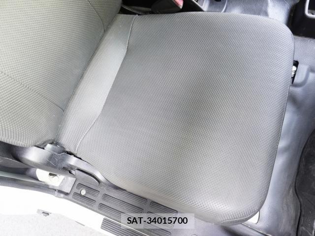 Nissan ATLAS 2018-02 1166589-25