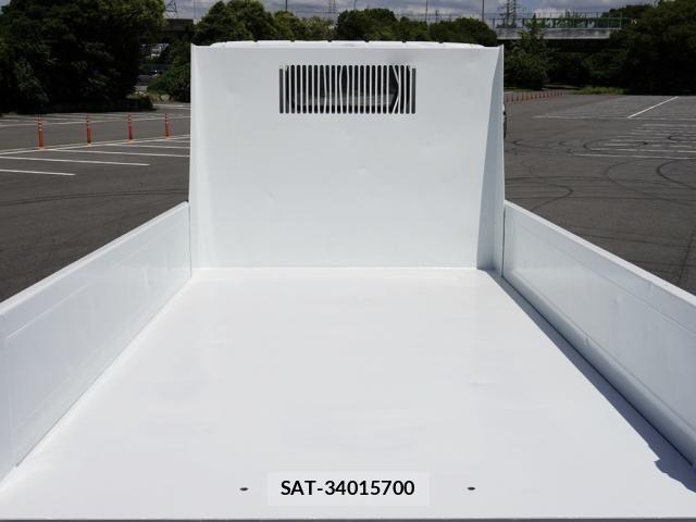 Nissan ATLAS 2018-02 1166589-4