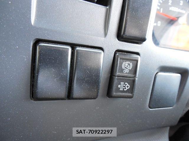 Nissan ATLAS 2010-03 1176147-17