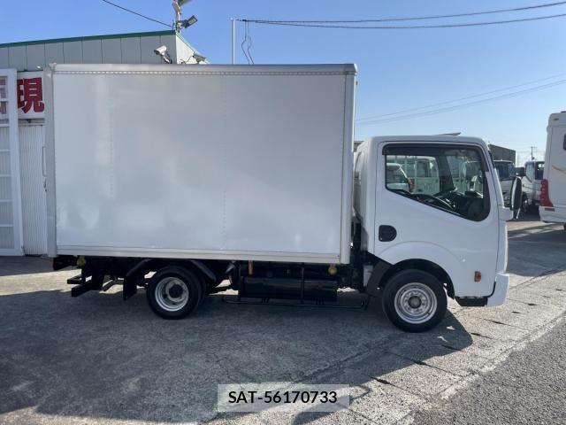 Nissan ATLAS 2010-07 1218885-6