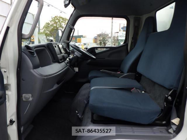 Nissan ATLAS 2015-02 1227139-16