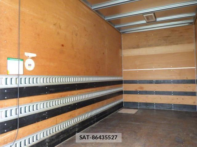 Nissan ATLAS 2015-02 1227139-24