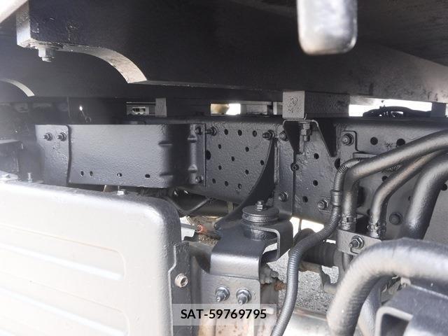 Nissan ATLAS 2021-03 1264212-10