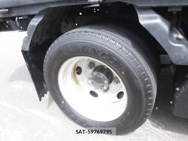 Nissan ATLAS 2021-03 1264212-12