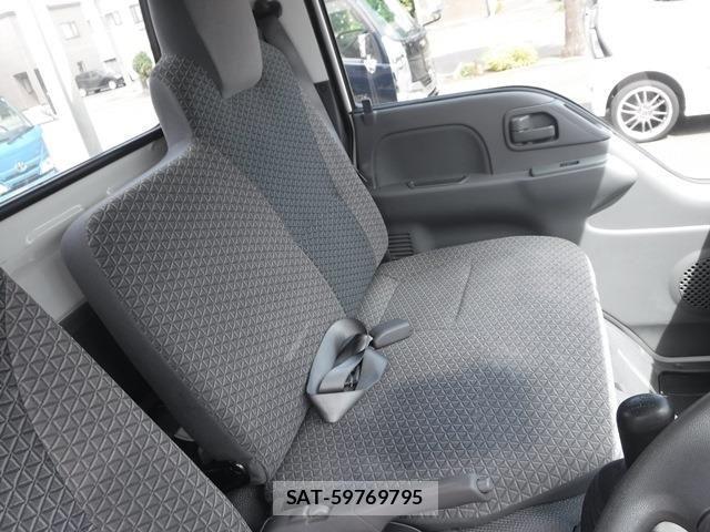 Nissan ATLAS 2021-03 1264212-21