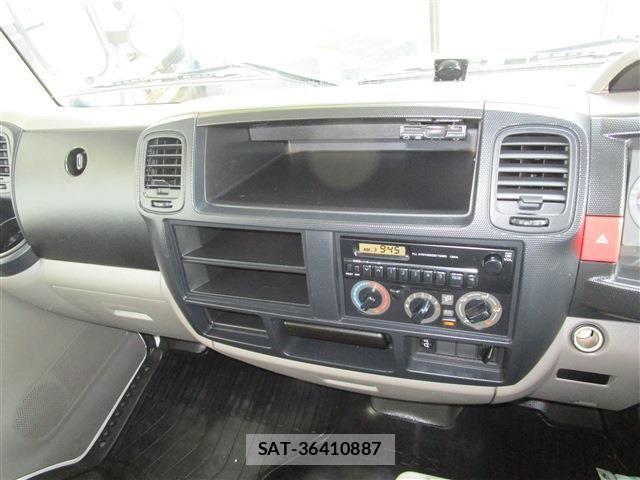 Nissan ATLAS 2016-06 1289926-10