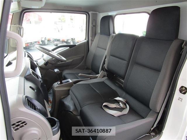 Nissan ATLAS 2016-06 1289926-14