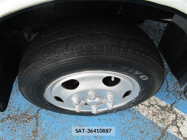 Nissan ATLAS 2016-06 1289926-19