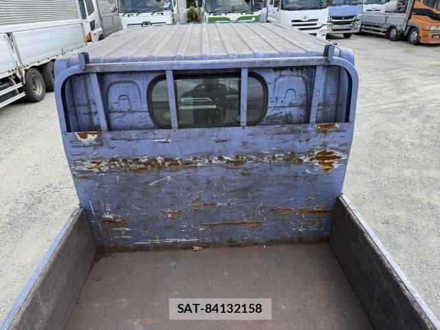 Nissan ATLAS 2020-06 1289928-9