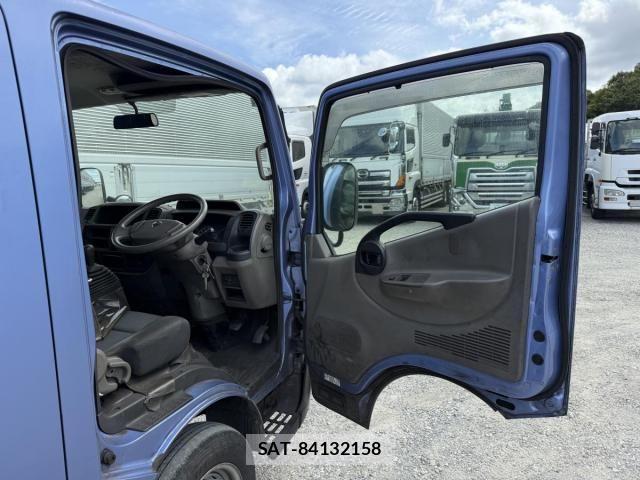 Nissan ATLAS 2020-06 1289928-12
