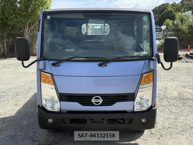 Nissan ATLAS 2020-06 1289928-1