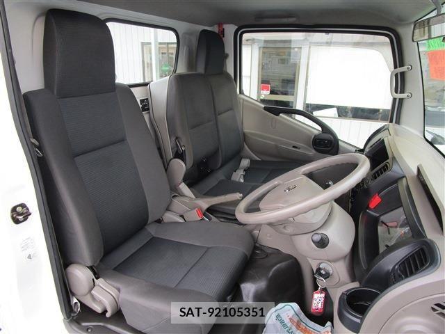 Nissan ATLAS 2020-09 1317791-13