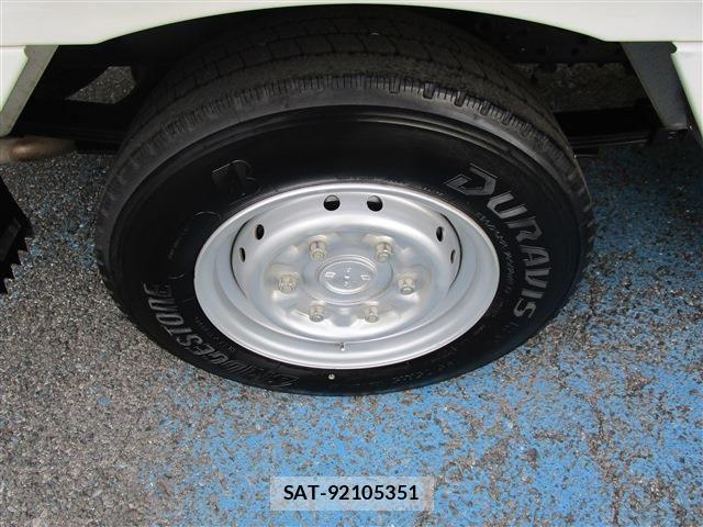 Nissan ATLAS 2020-09 1317791-18