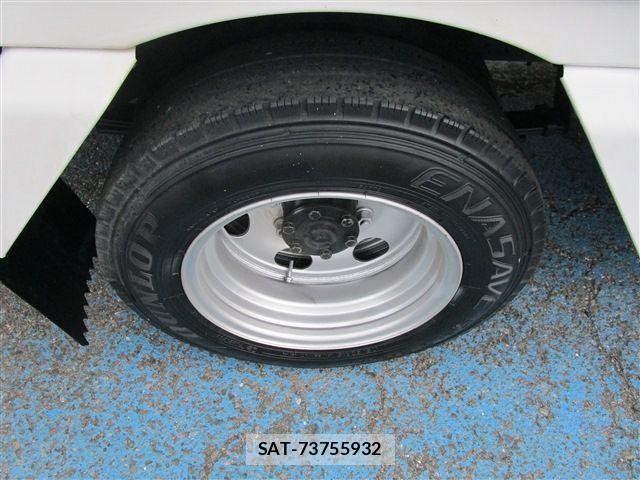 Nissan ATLAS 2015-11 1345621-18