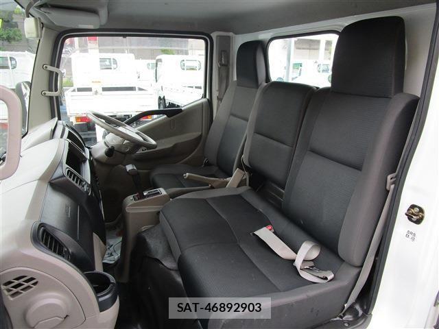 Nissan ATLAS 2019-03 1353312-14