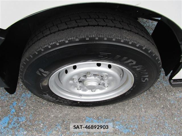 Nissan ATLAS 2019-03 1353312-19
