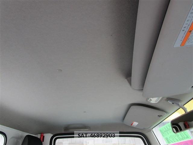 Nissan ATLAS 2019-03 1353312-23