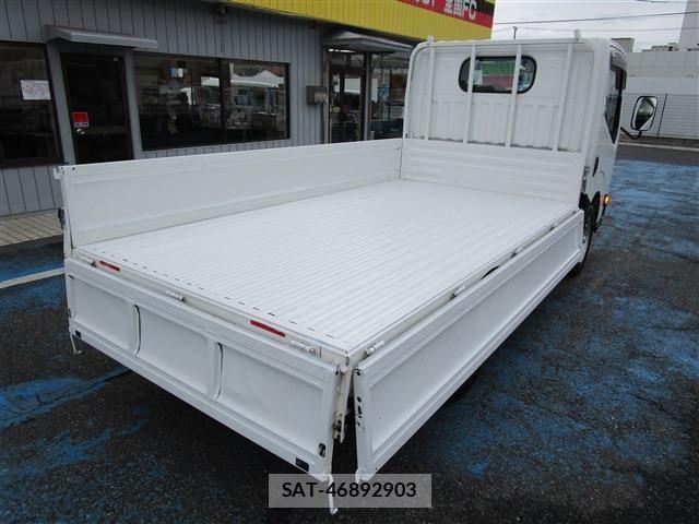 Nissan ATLAS 2019-03 1353312-6