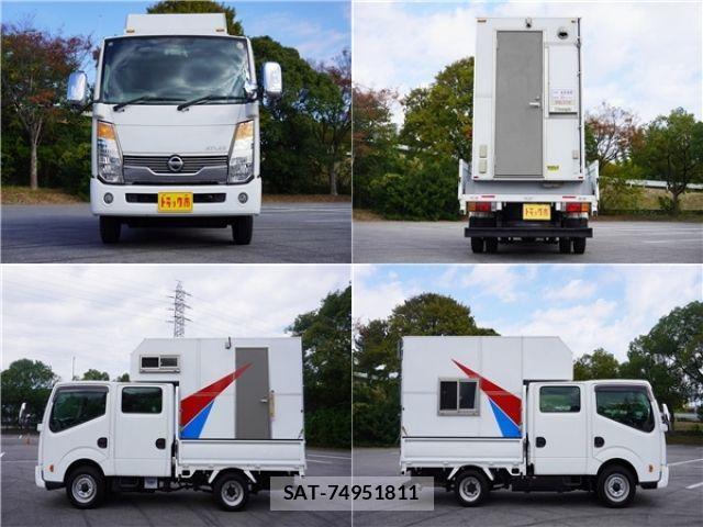 Nissan ATLAS 2017-02 1411336-5