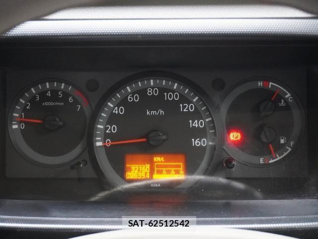 Nissan ATLAS 2016-08 1421465-3