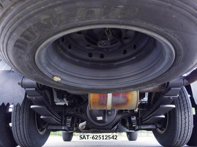 Nissan ATLAS 2016-08 1421465-5