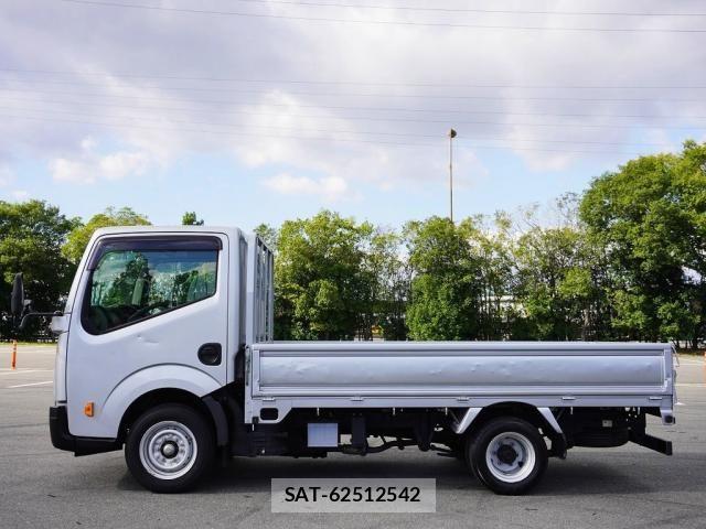 Nissan ATLAS 2016-08 1421465-8