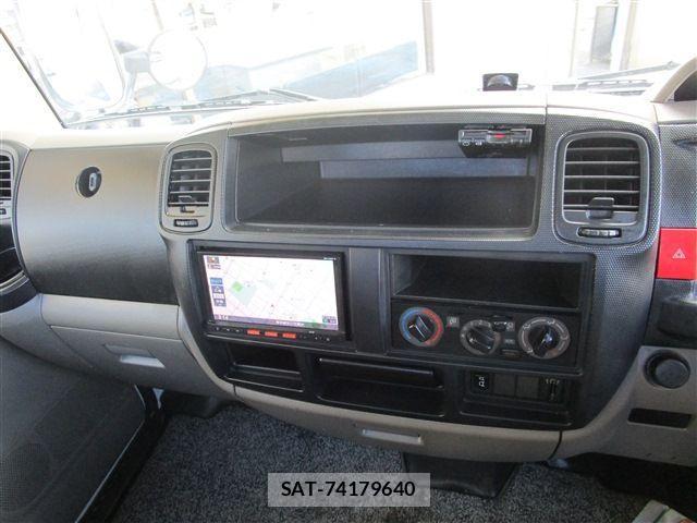 Nissan ATLAS 2019-03 1470792-10