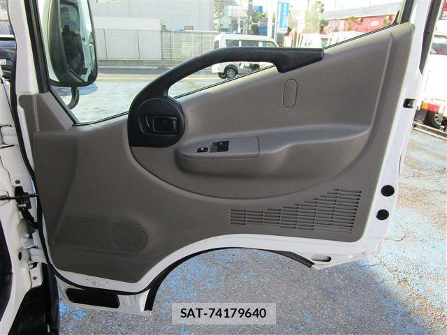 Nissan ATLAS 2019-03 1470792-20