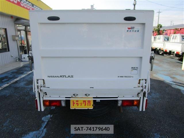 Nissan ATLAS 2019-03 1470792-4