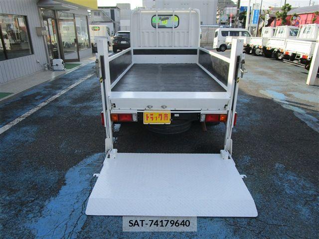 Nissan ATLAS 2019-03 1470792-5