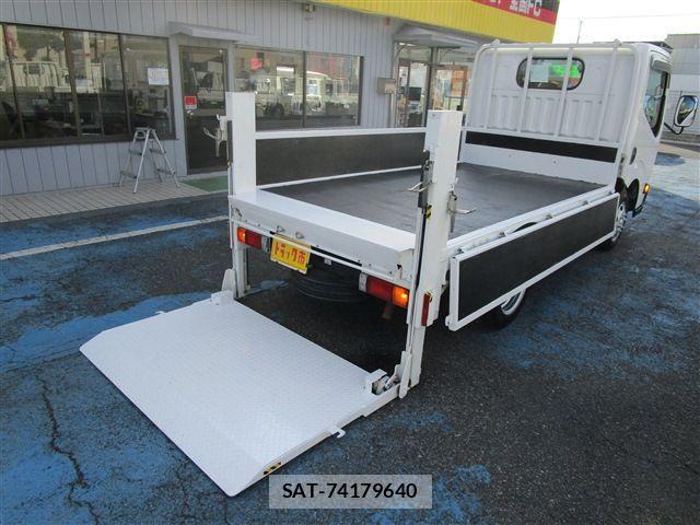 Nissan ATLAS 2019-03 1470792-6