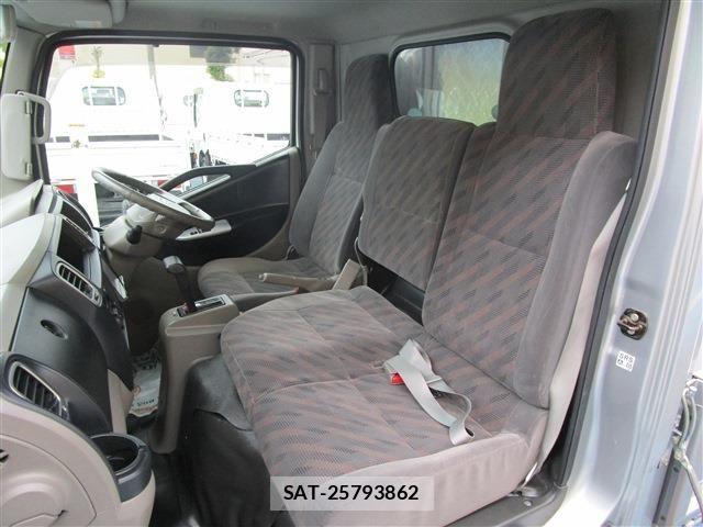 Nissan ATLAS 2017-03 1553781-14