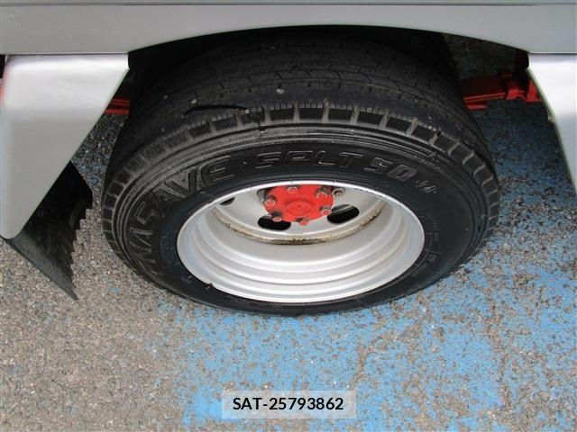 Nissan ATLAS 2017-03 1553781-18