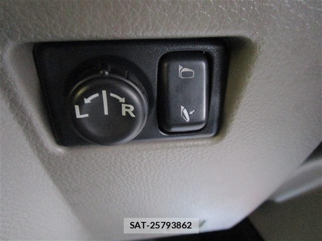Nissan ATLAS 2017-03 1553781-25
