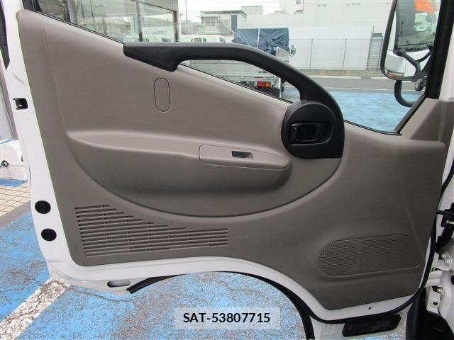 Nissan ATLAS 2019-08 1657669-21