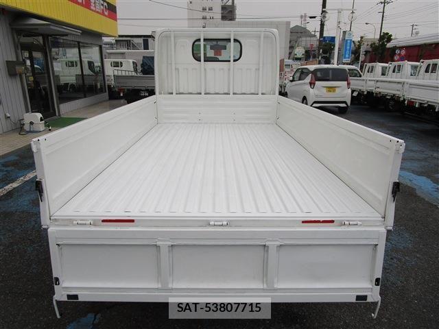 Nissan ATLAS 2019-08 1657669-5