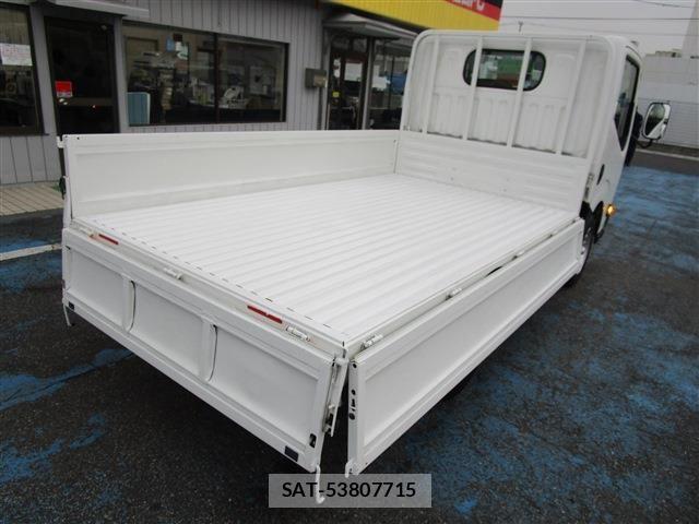 Nissan ATLAS 2019-08 1657669-6