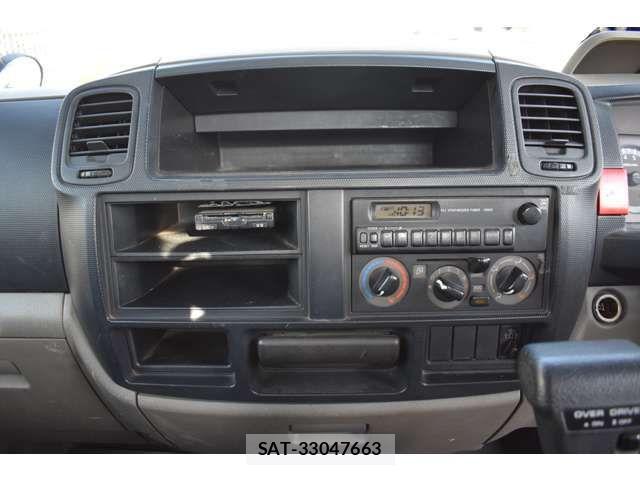 Nissan ATLAS 2008-01 1657670-12