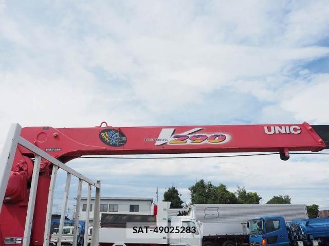 Nissan ATLAS 2012-07 1741063-18