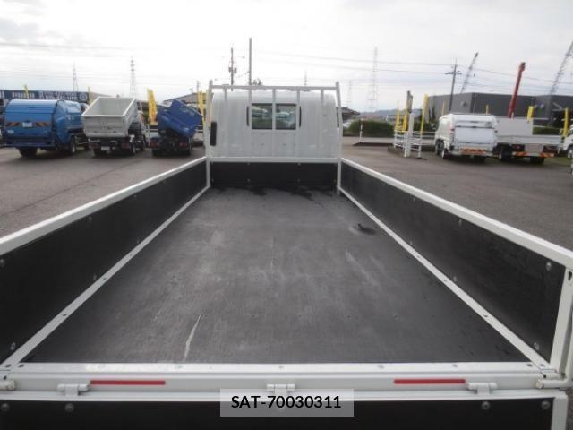 Nissan ATLAS 2024-09 1741061-9