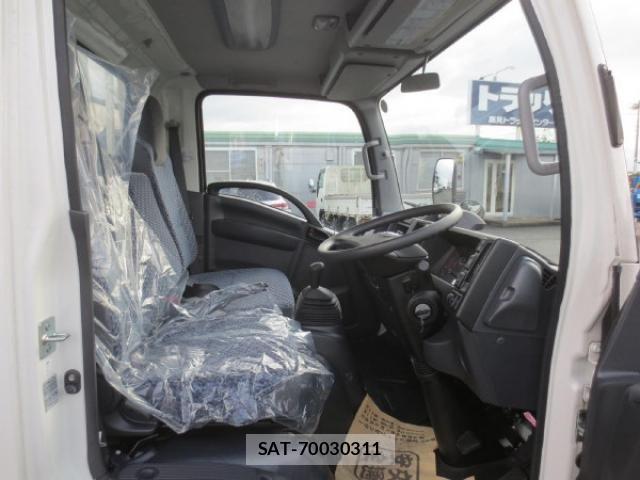 Nissan ATLAS 2024-09 1741061-11
